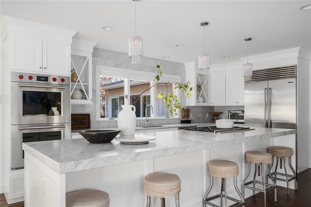 315 Meshanticut Valley Parkway