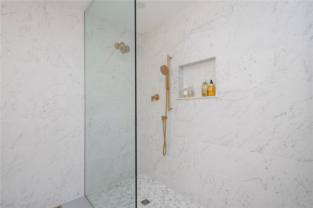 315 Meshanticut Valley Parkway