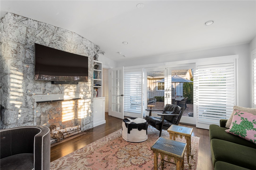 315 Meshanticut Valley Parkway