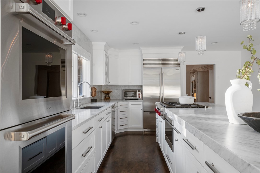 315 Meshanticut Valley Parkway