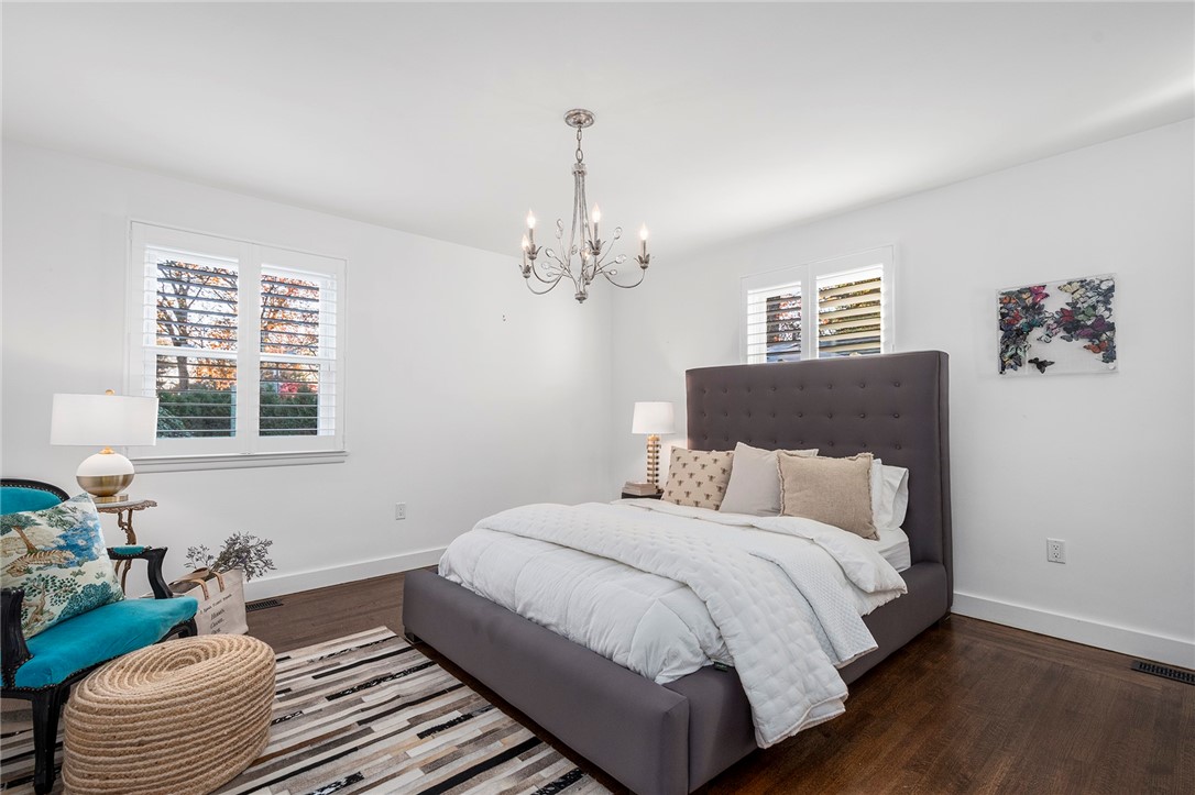 315 Meshanticut Valley Parkway