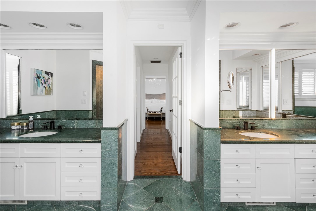 315 Meshanticut Valley Parkway