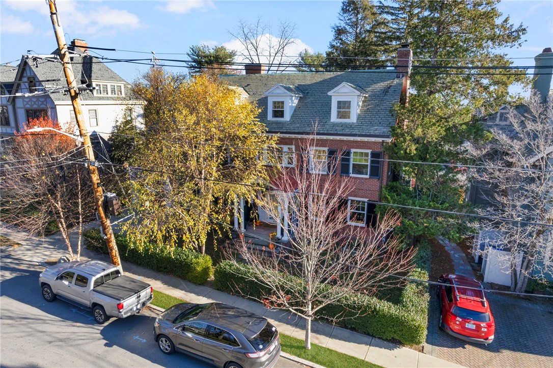 201 Arlington Avenue