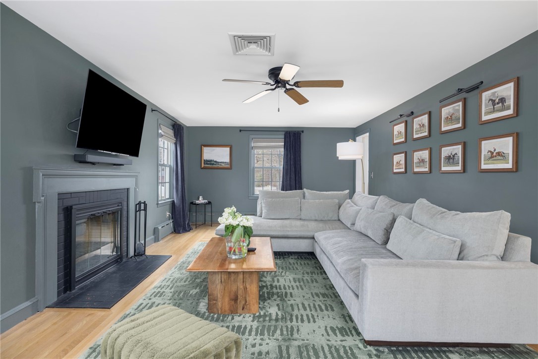 9 Lamson Road