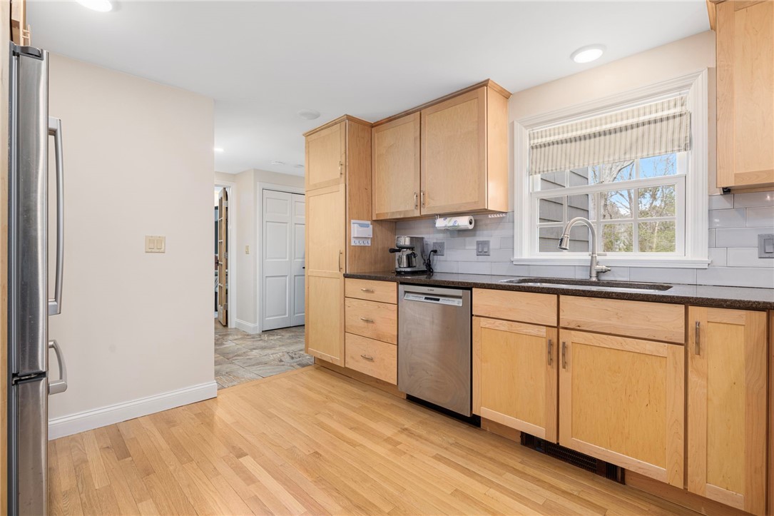 9 Lamson Road