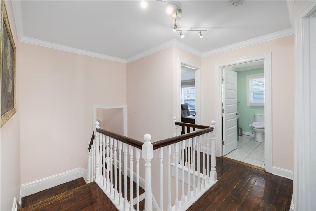 260 Brown Street 1