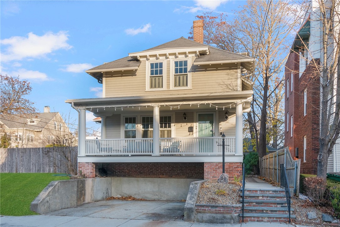 15 Cole Avenue