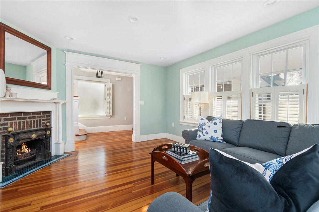 15 Cole Avenue