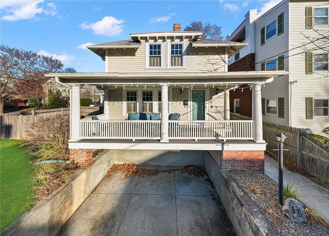 15 Cole Avenue
