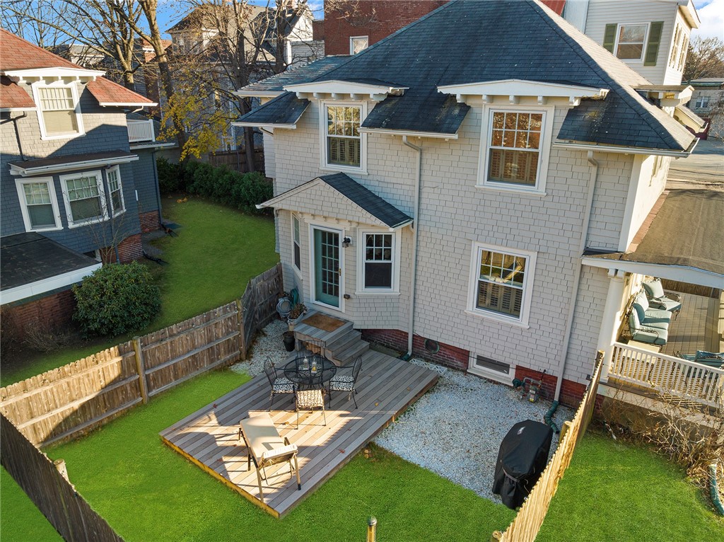 15 Cole Avenue