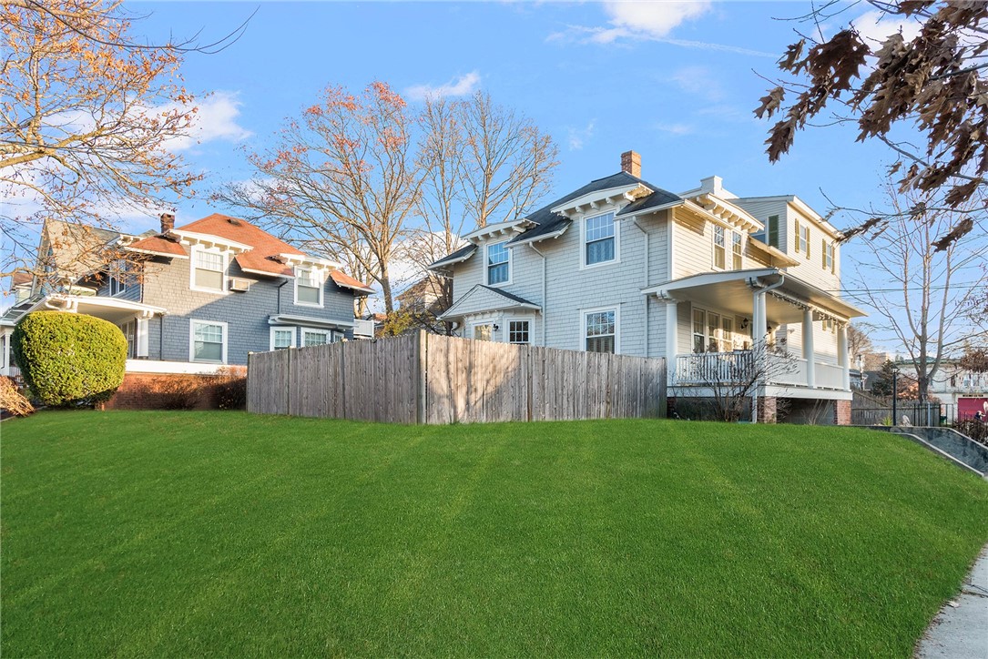 15 Cole Avenue