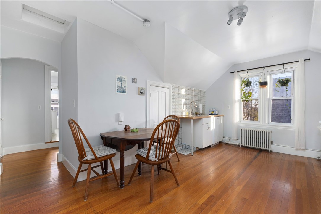 377 Hope Street 3