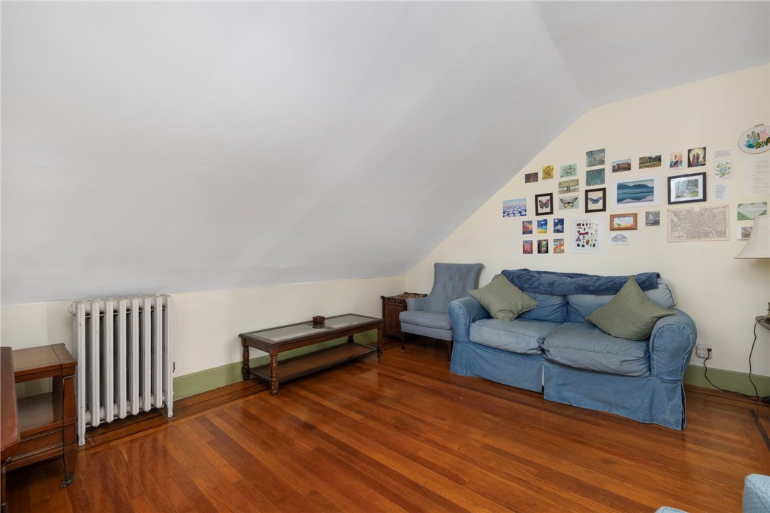 377 Hope Street 3