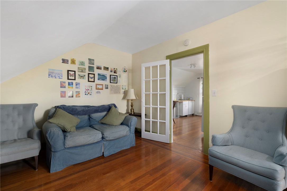 377 Hope Street 3