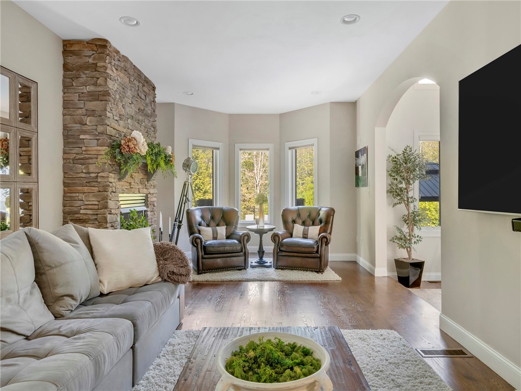 20 Red Brook Crossing