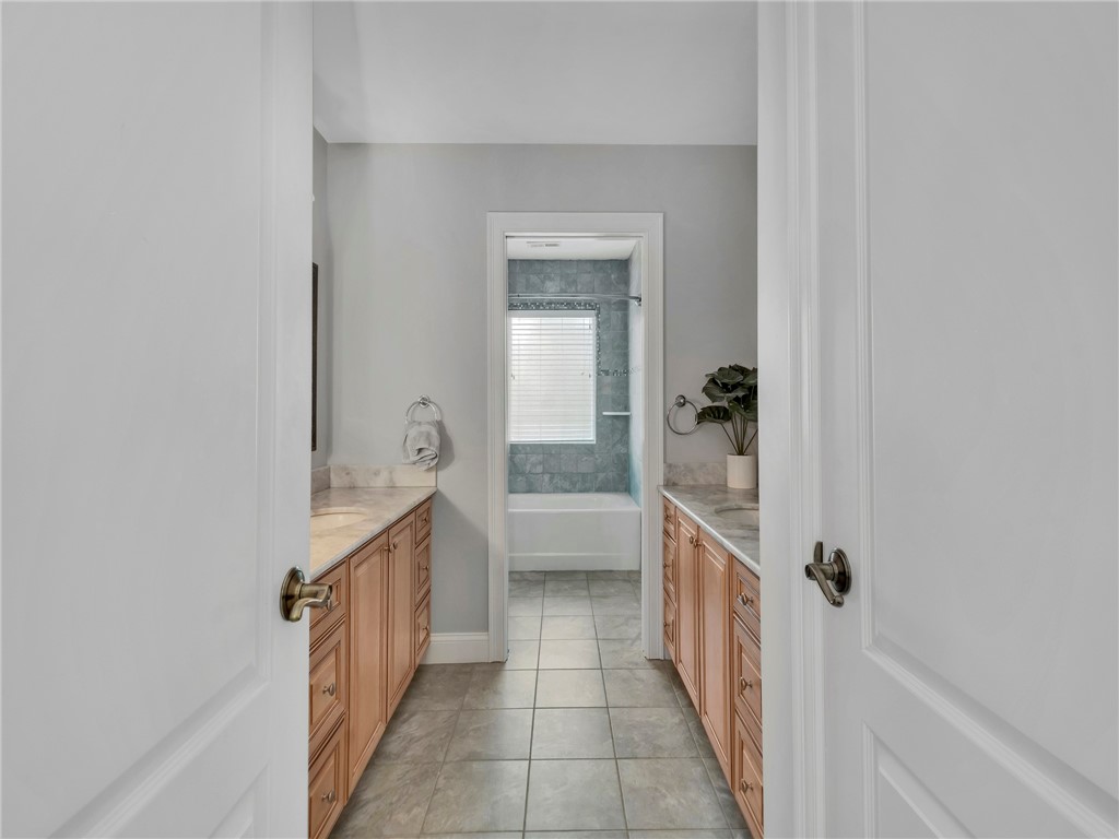 20 Red Brook Crossing