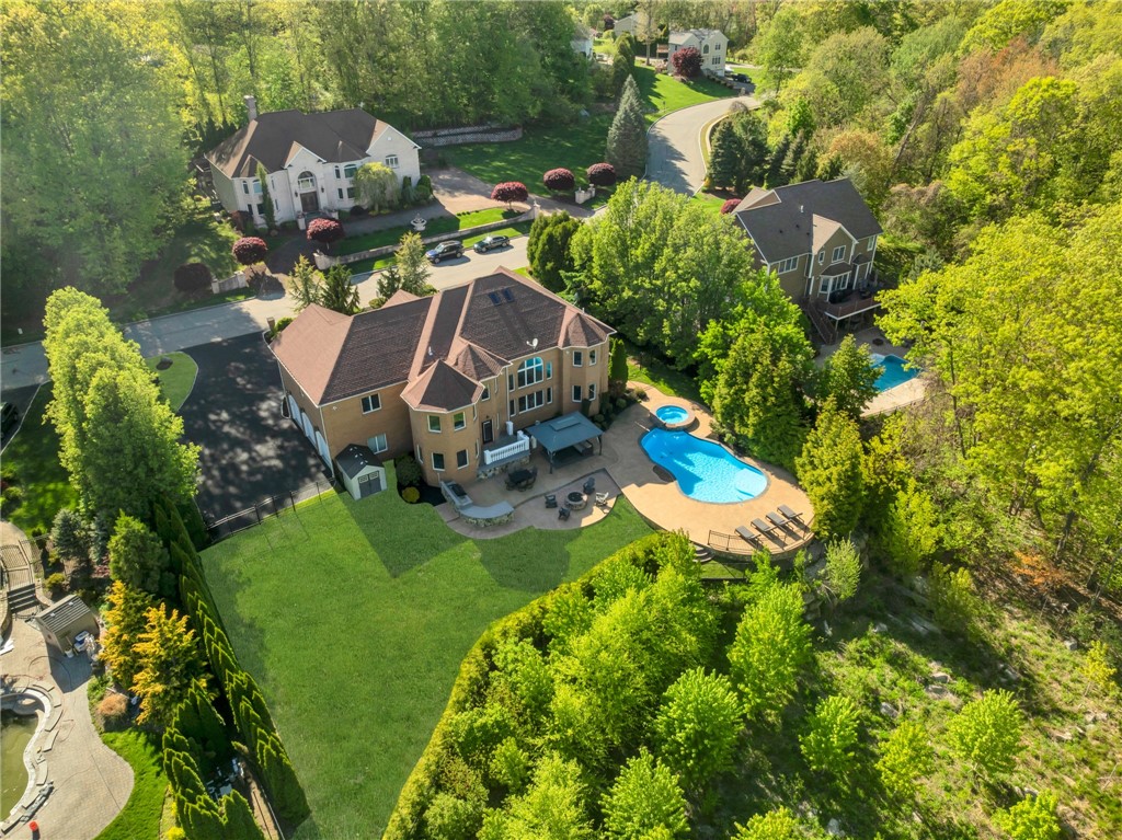 20 Red Brook Crossing