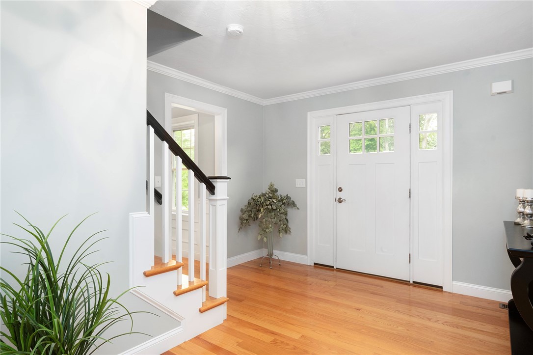 42 East Lantern Road