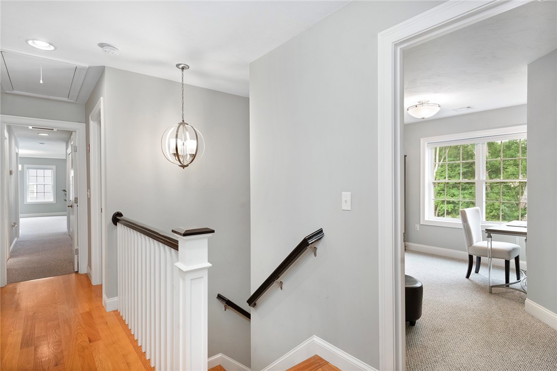 42 East Lantern Road
