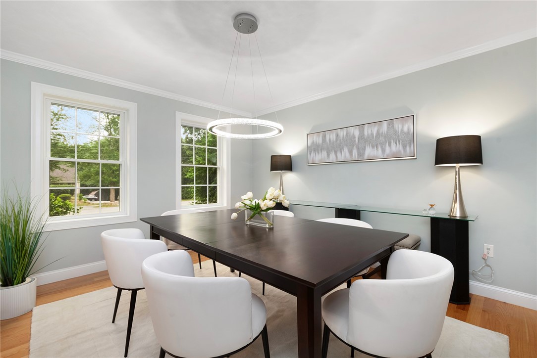 42 East Lantern Road