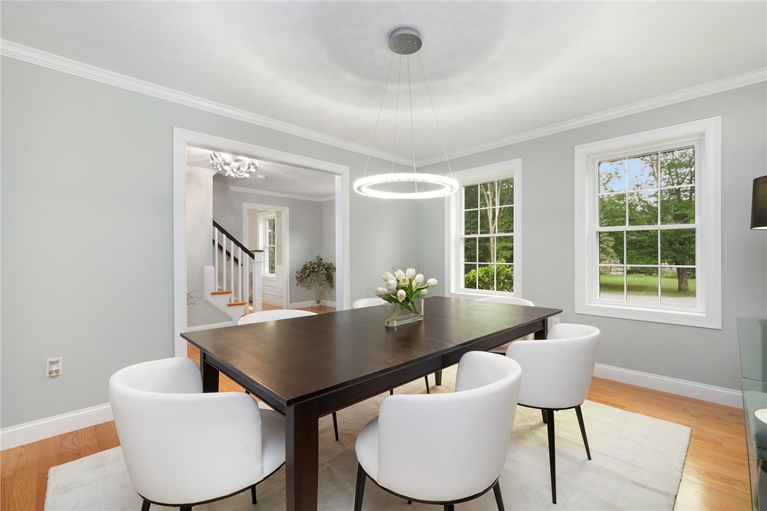 42 East Lantern Road