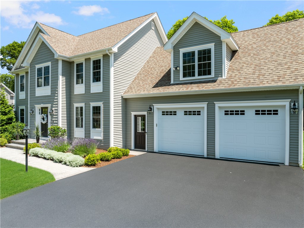 42 East Lantern Road