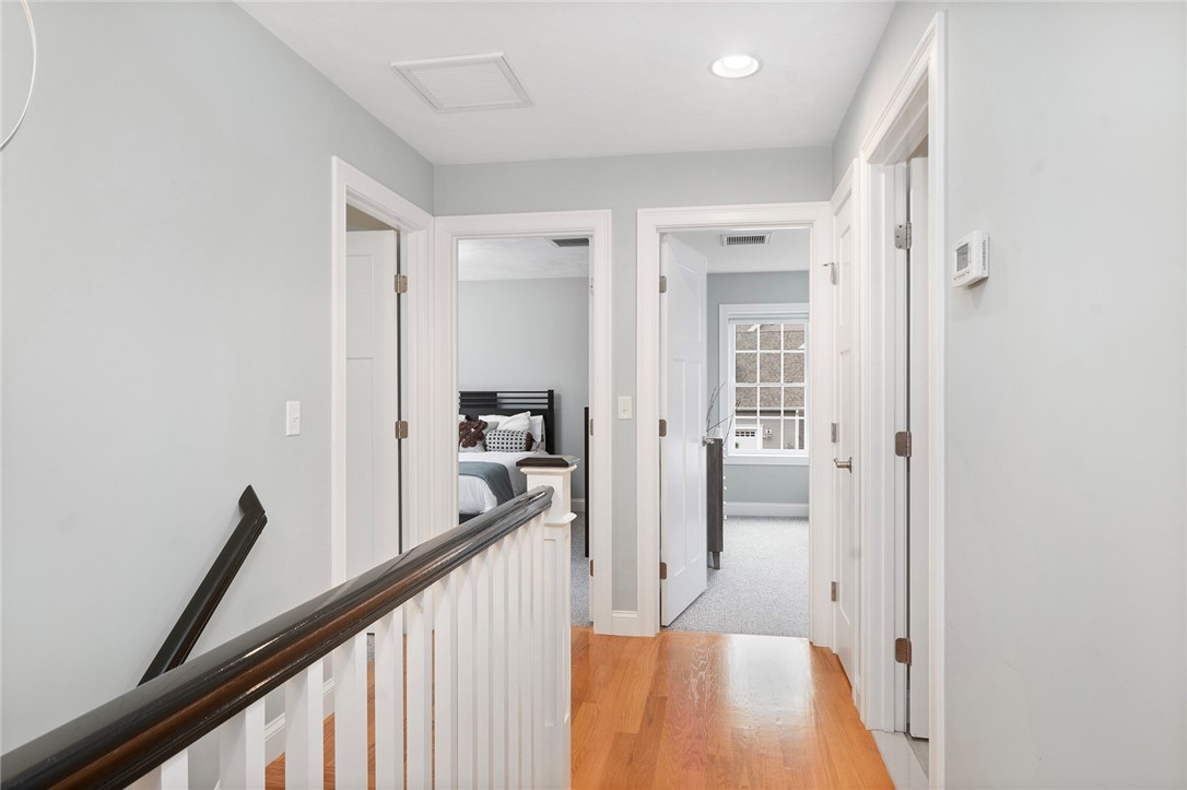 42 East Lantern Road