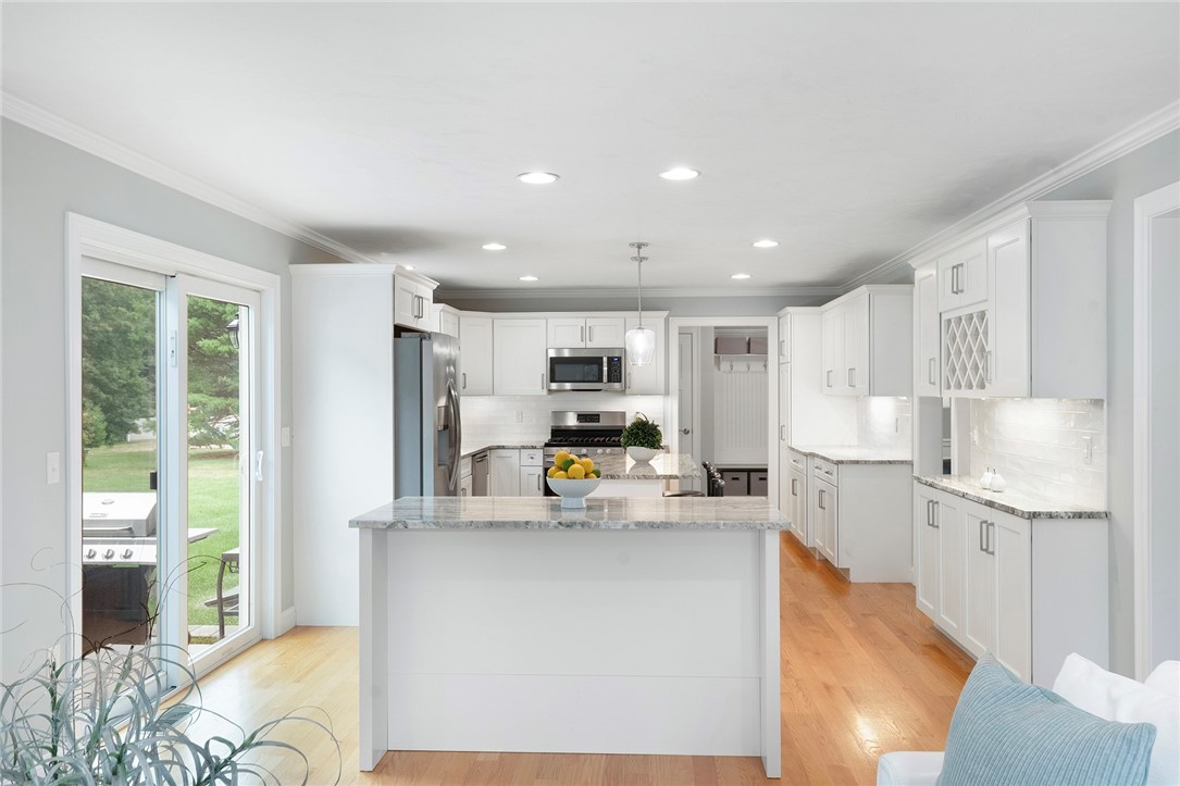42 East Lantern Road