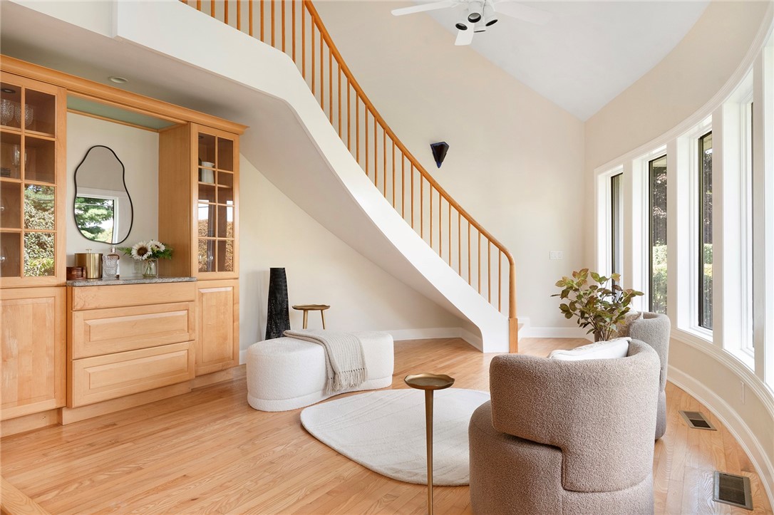 30 Dutchess Drive