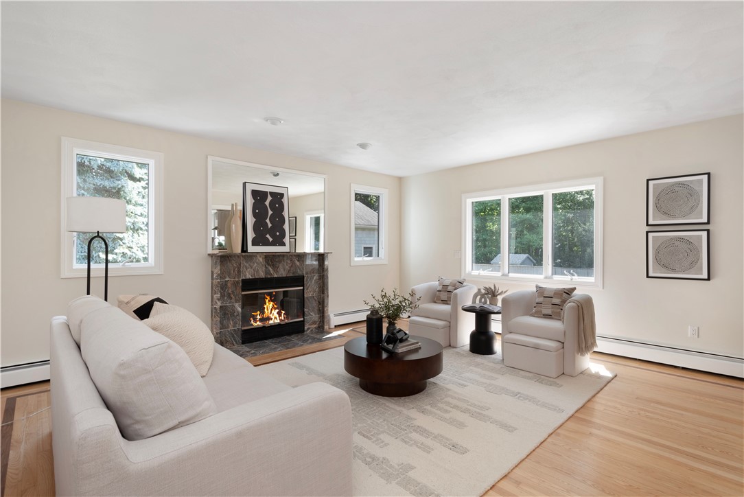 30 Dutchess Drive