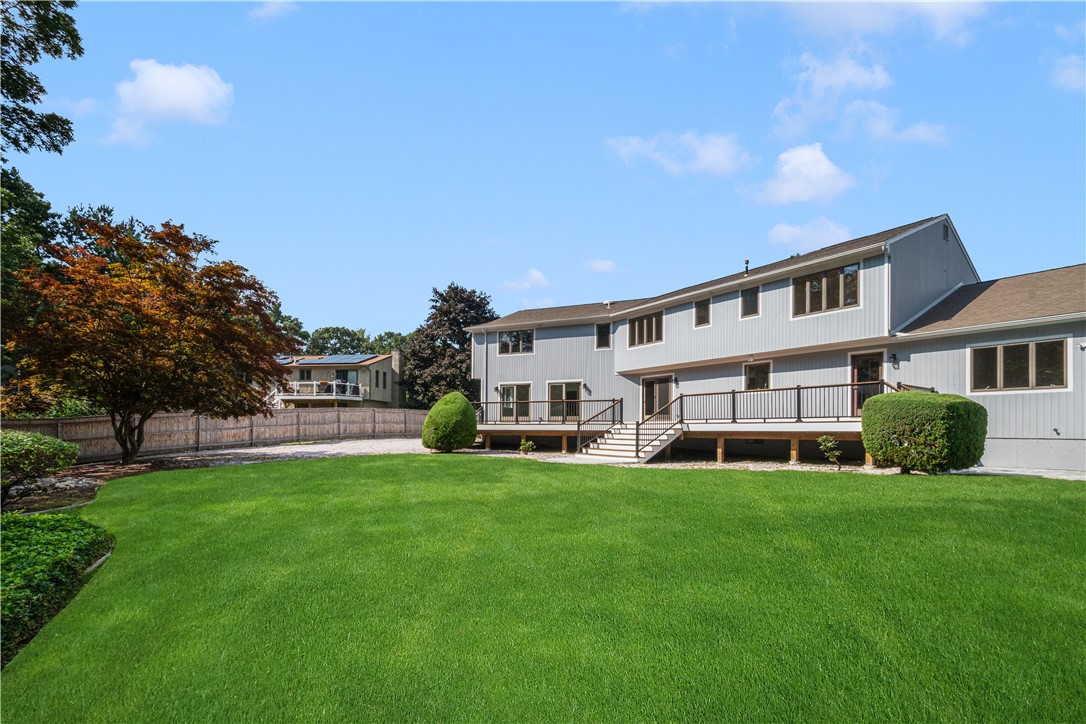 30 Dutchess Drive