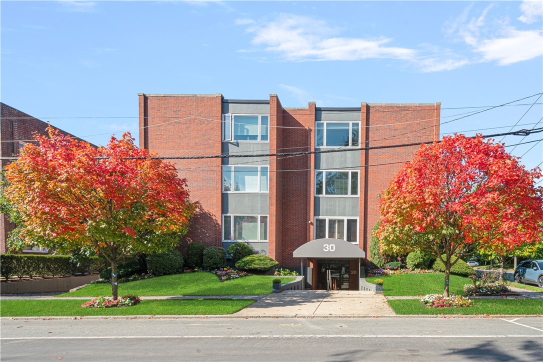 30 Blackstone Boulevard