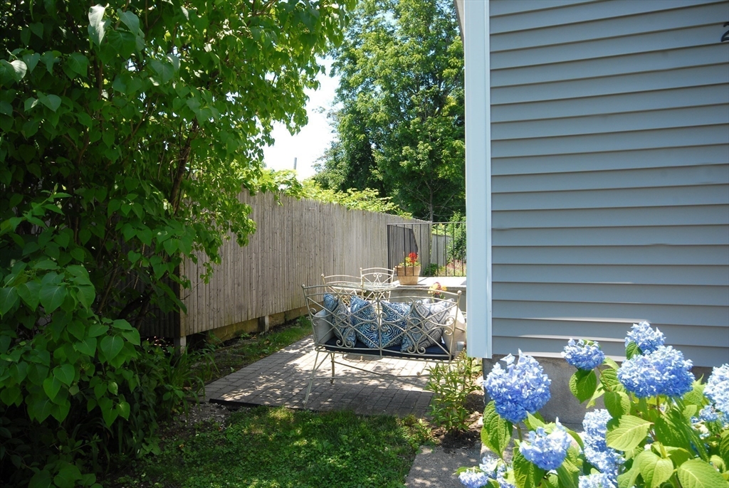 240 Central St # 240