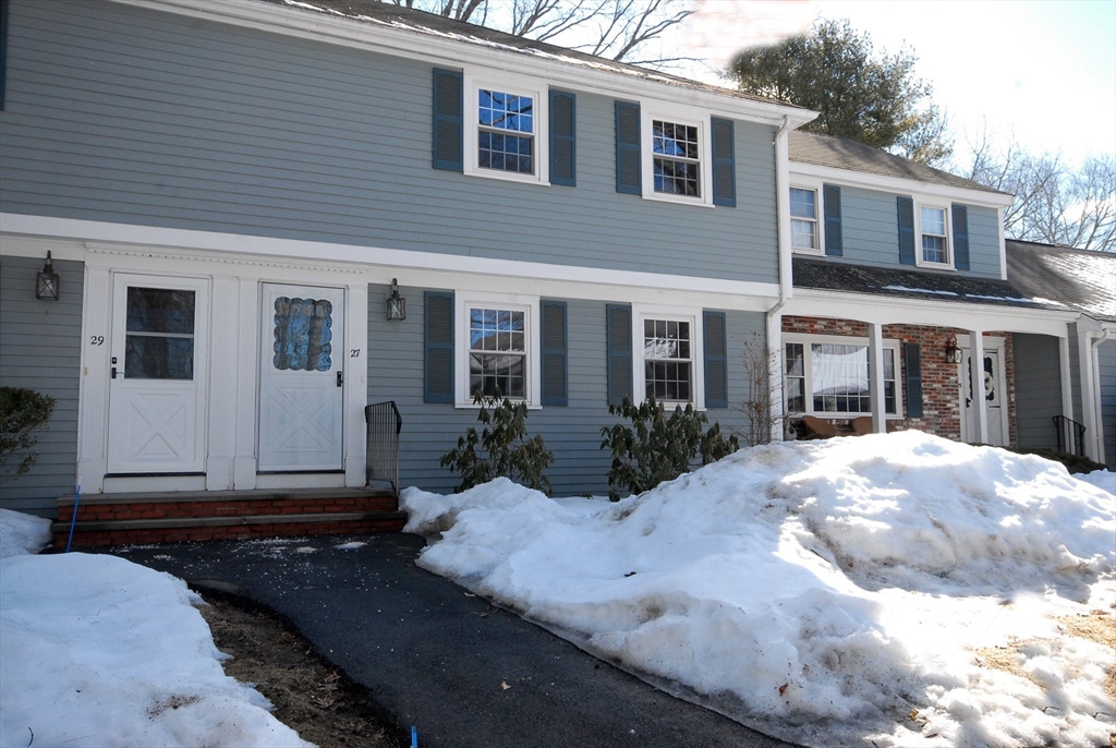 27 Meetinghouse Rd # 27