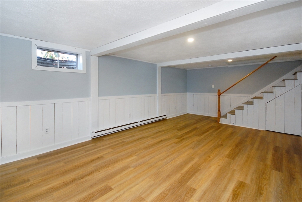 27 Meetinghouse Rd # 27