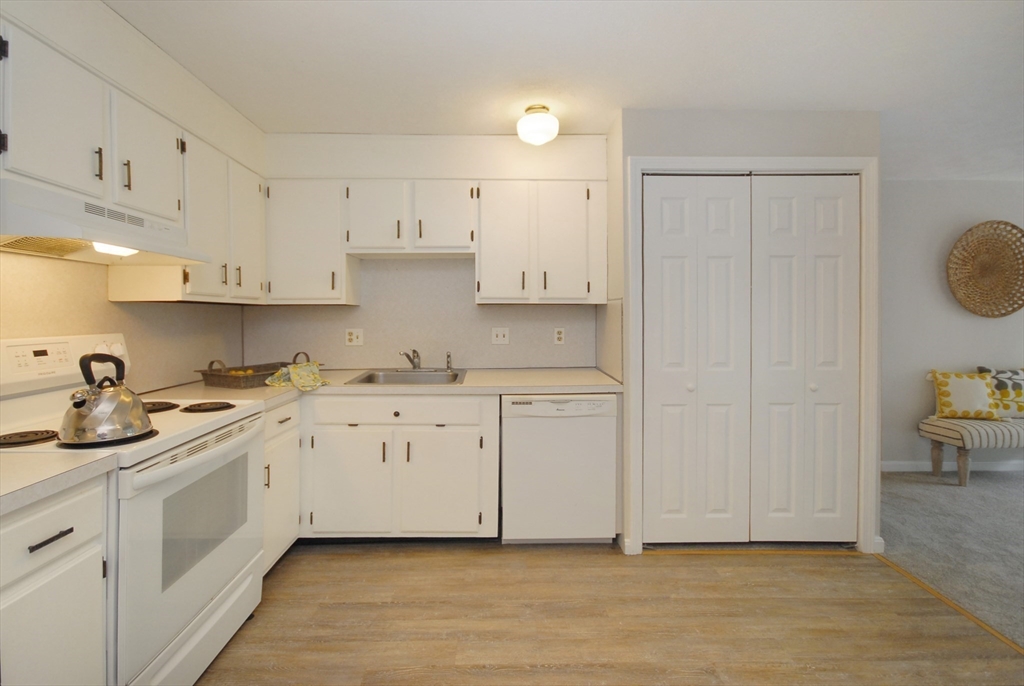 284 Codman Hill Rd # 31B