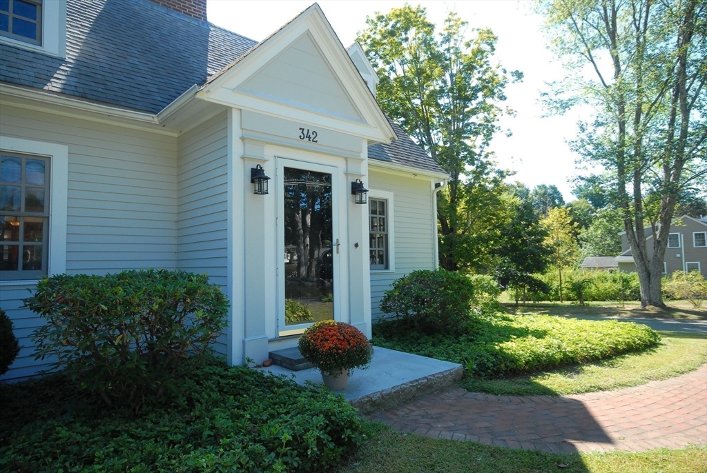 342 Arlington St