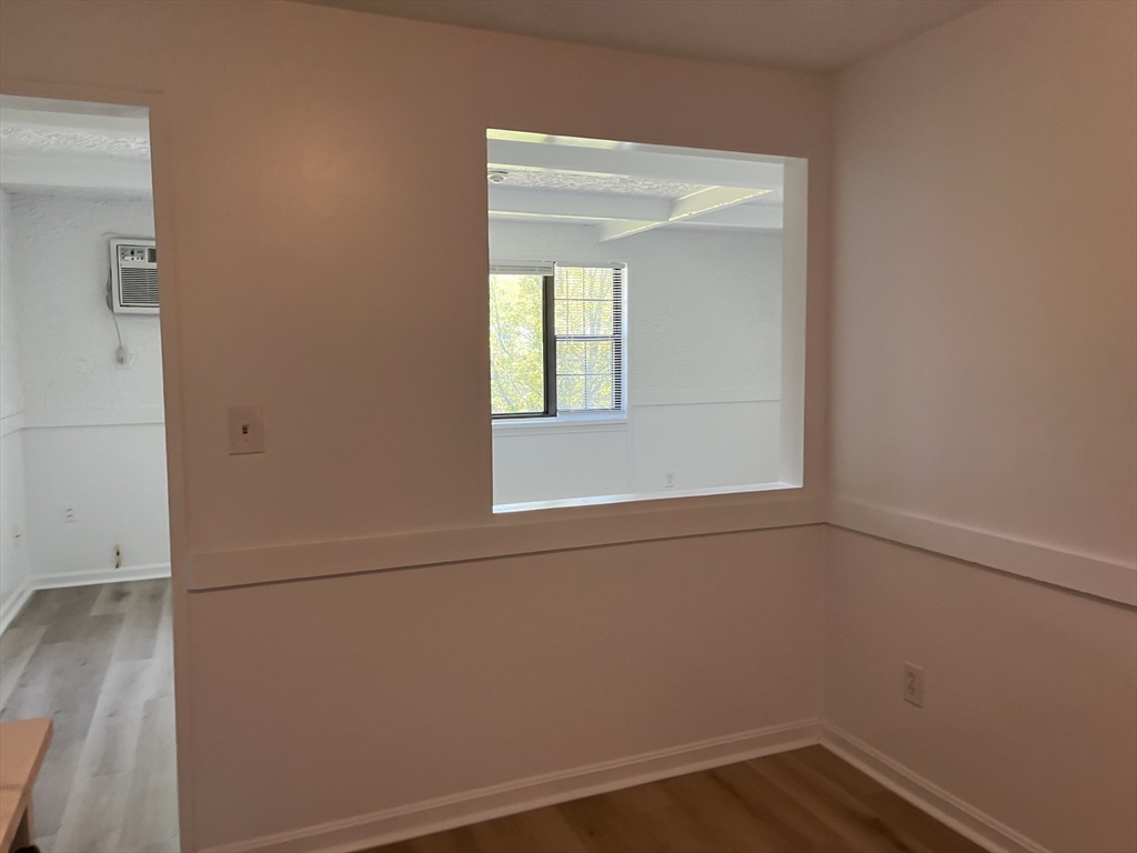 49 Spencer Rd # 30H