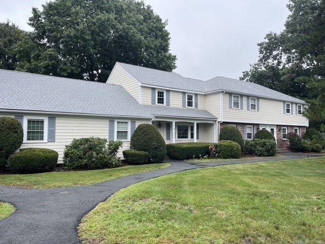 1 Meetinghouse Rd # 1