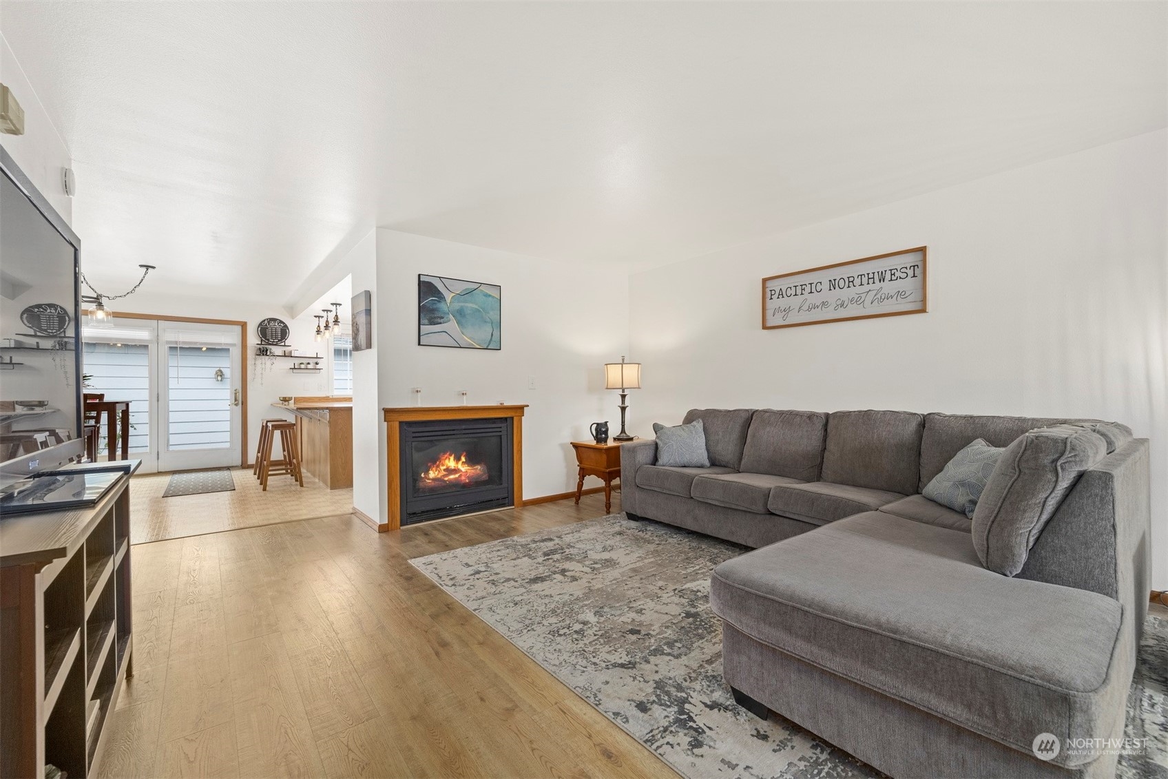 112 W 2nd Street Unit: E