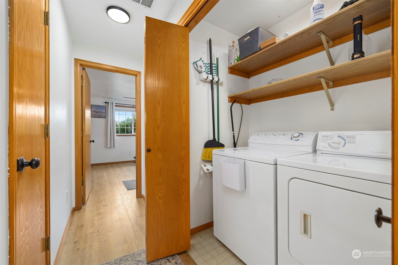 112 W 2nd Street Unit: E