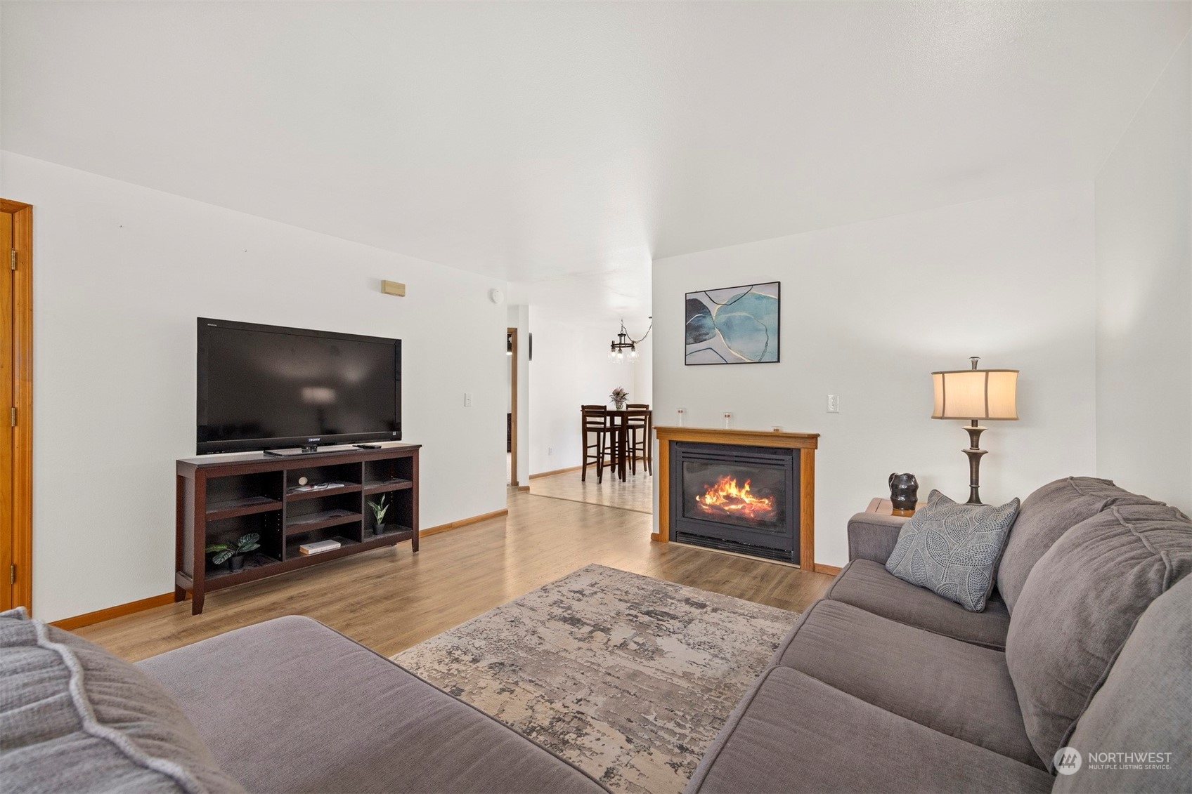 112 W 2nd Street Unit: E