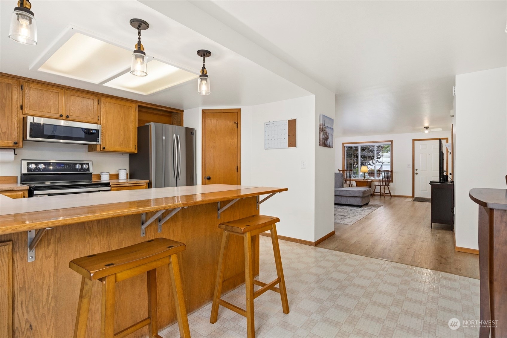 112 W 2nd Street Unit: E