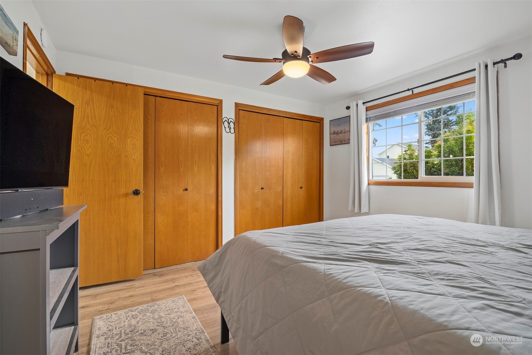 112 W 2nd Street Unit: E