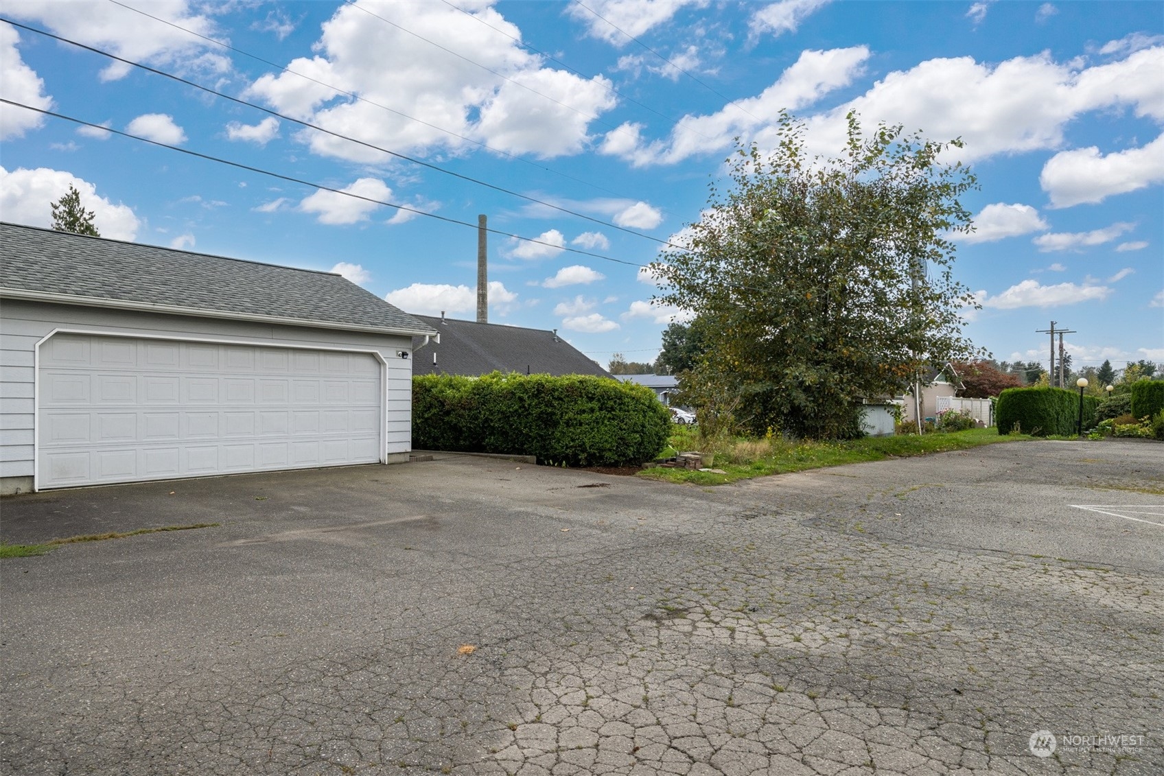 112 W 2nd Street Unit: E