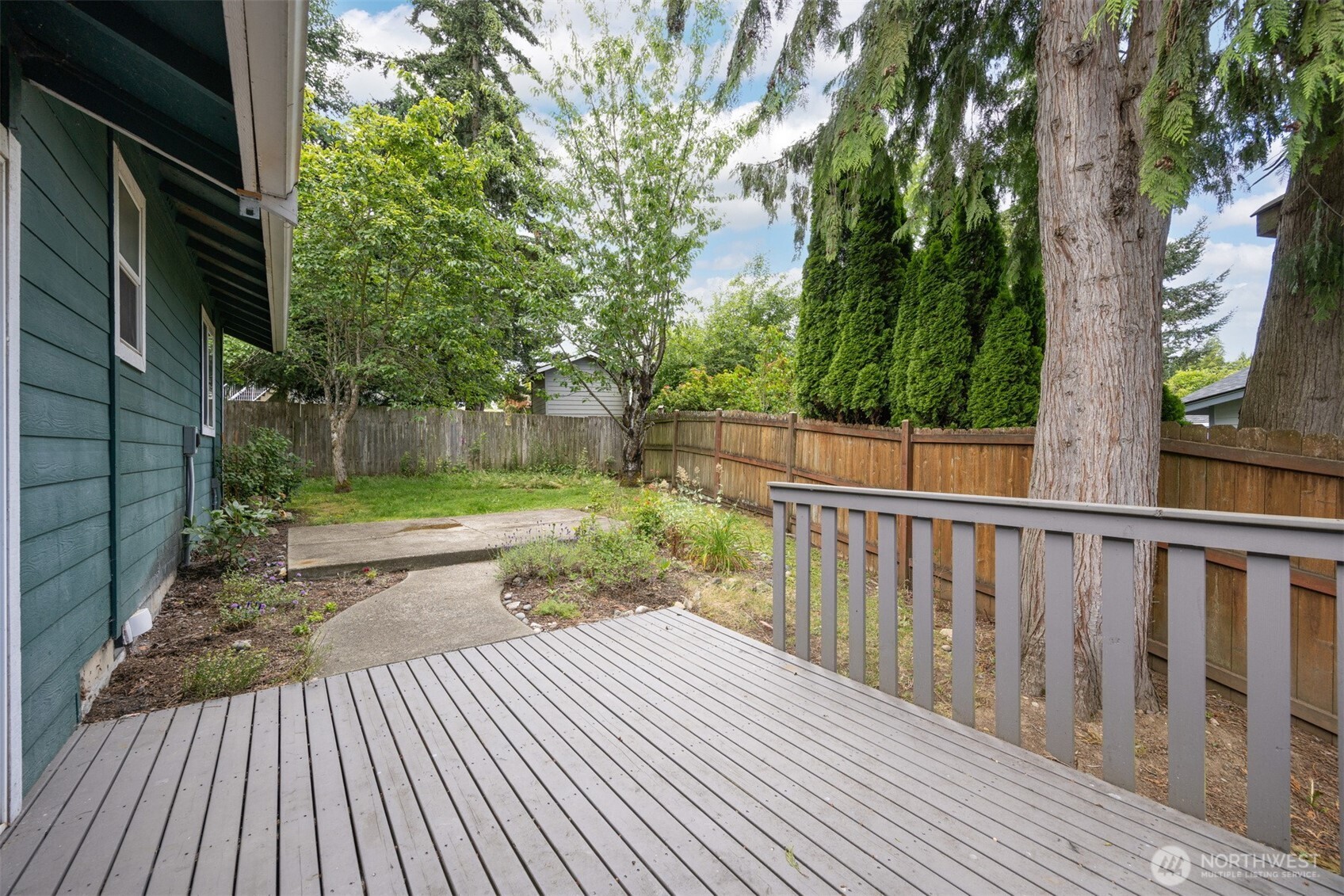 3990 Roma Court