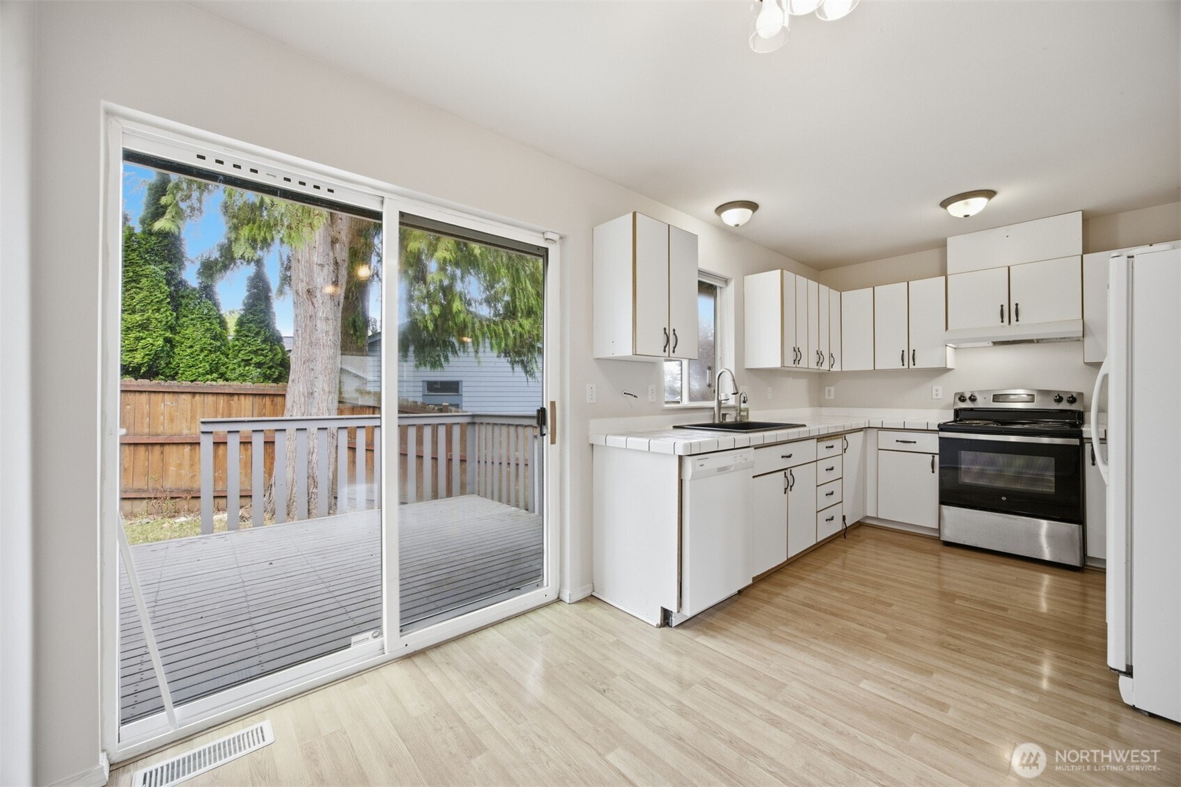 3990 Roma Court