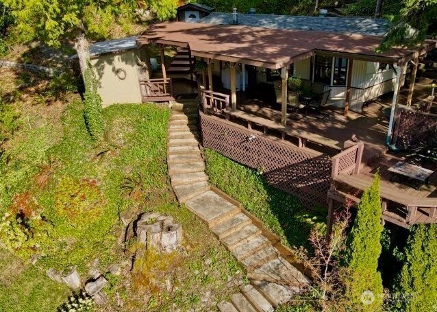 1817 Sleepy Hollow Lane