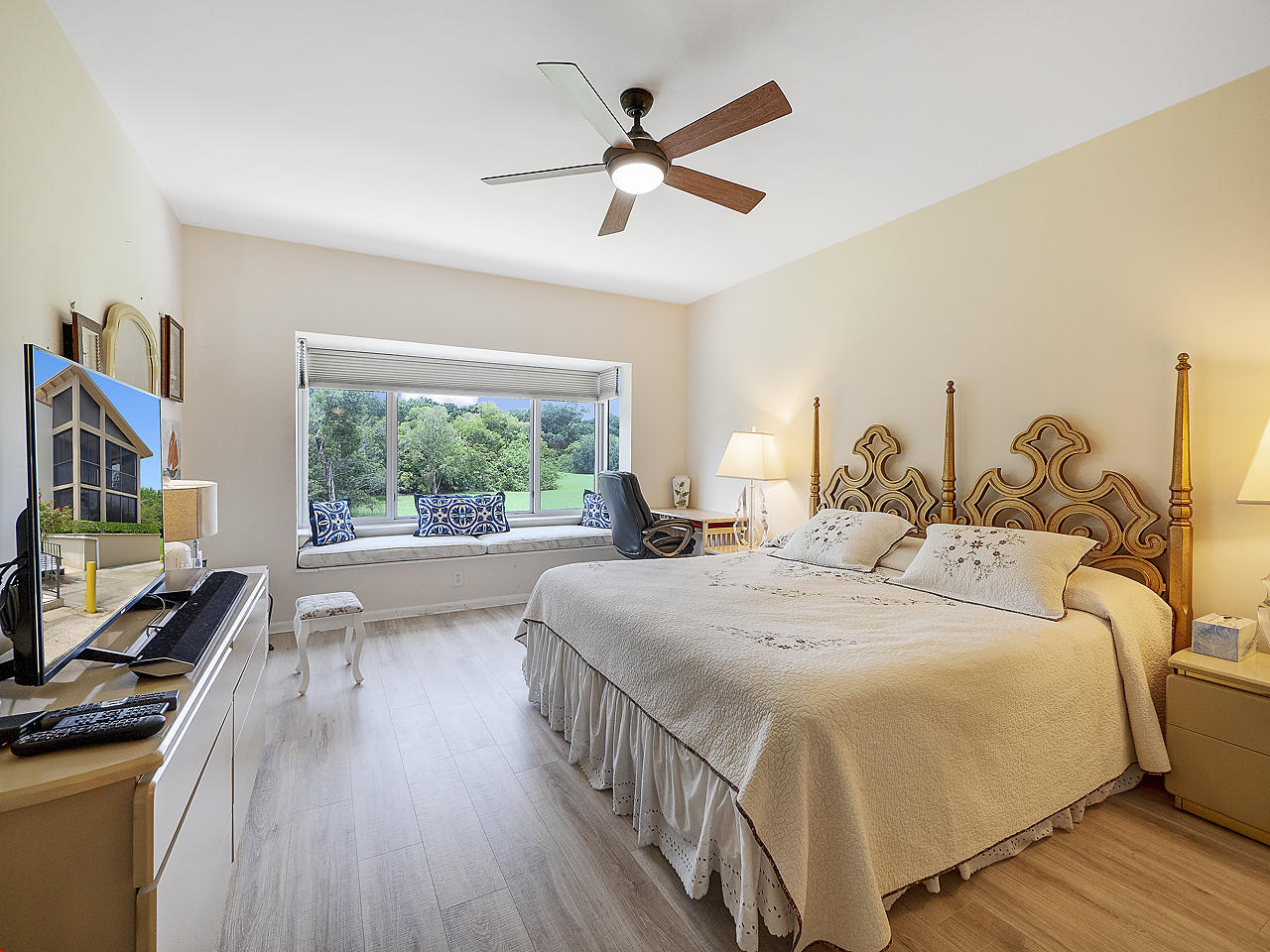 11811 Ave Of The Pga