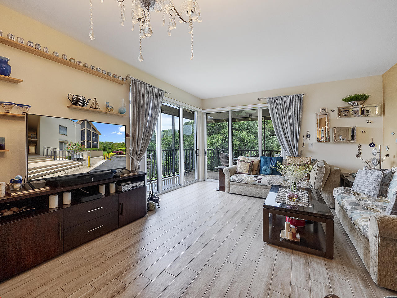 11811 Ave Of The Pga